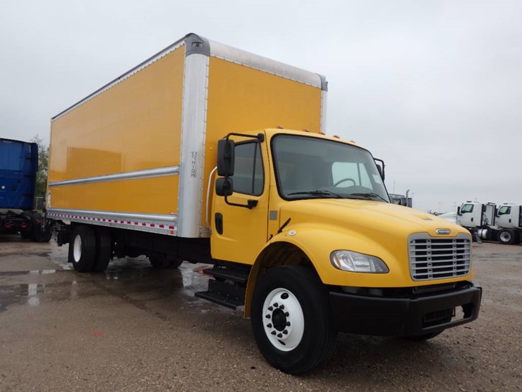 freightliner-m2-106-image-3
