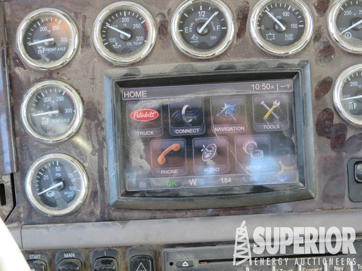 peterbilt-367-image-17