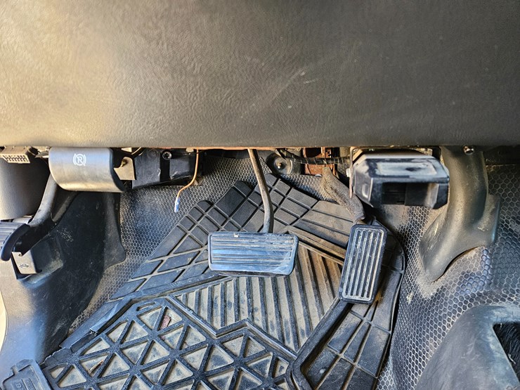 chevrolet-silverado-3500-image-48