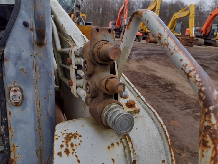 takeuchi-tl140-image-14