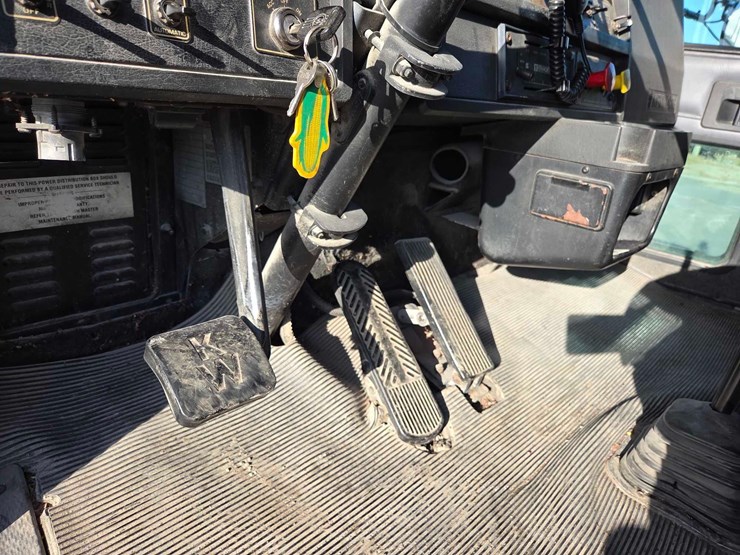 kenworth-t800-image-50