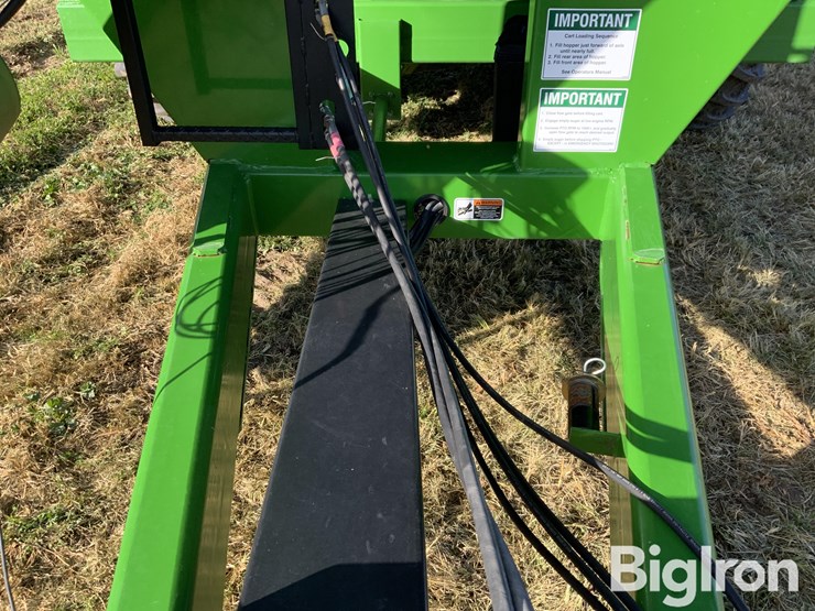 2011-unverferth-1015-image-15