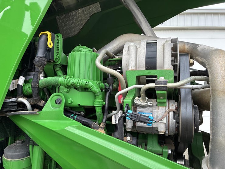 john-deere-8rt-370-image-75