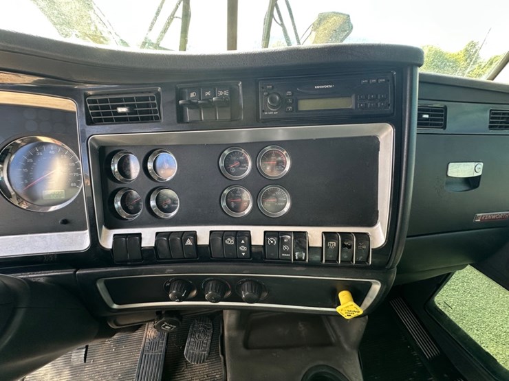 kenworth-t800-image-52