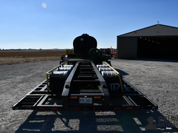 2022-j-d-skiles-pit-stop-tri/a-sprayer-trailer-image-6