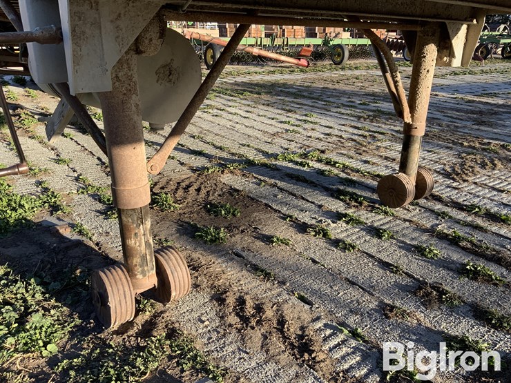 1960-timpte-t/a-nurse-tank-van-trailer-image-16