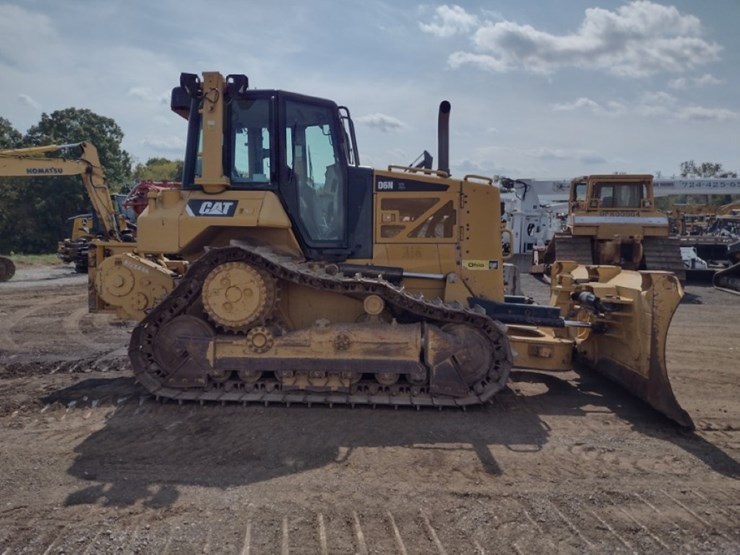 caterpillar-d6n-xl-image-3