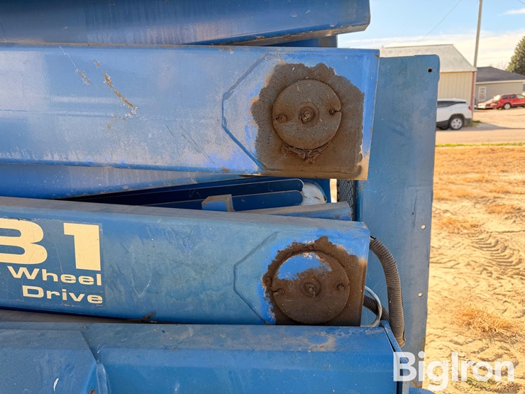 up-right-lx31-image-18