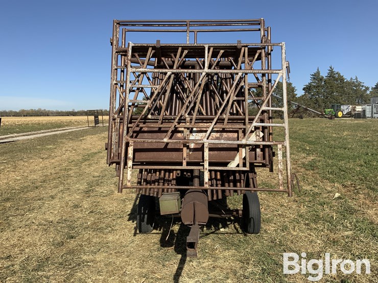 feed-panel-trailer-image-2