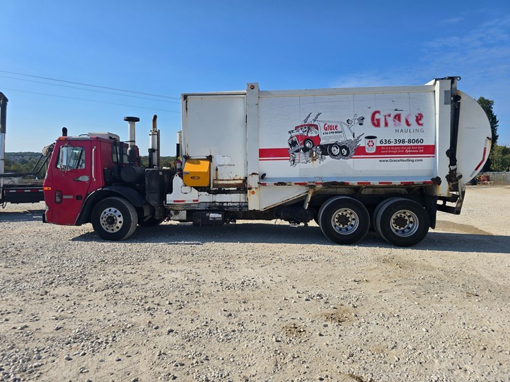 2007-mack-le613-image-10