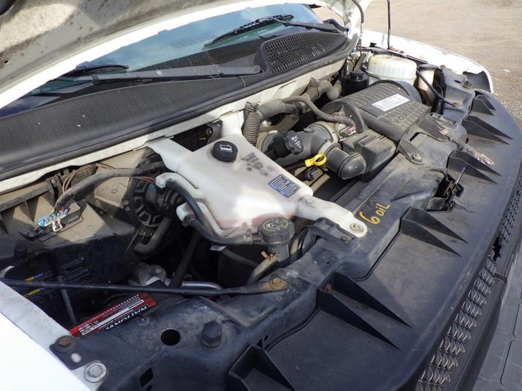 2008-chevrolet-express-1500-image-10