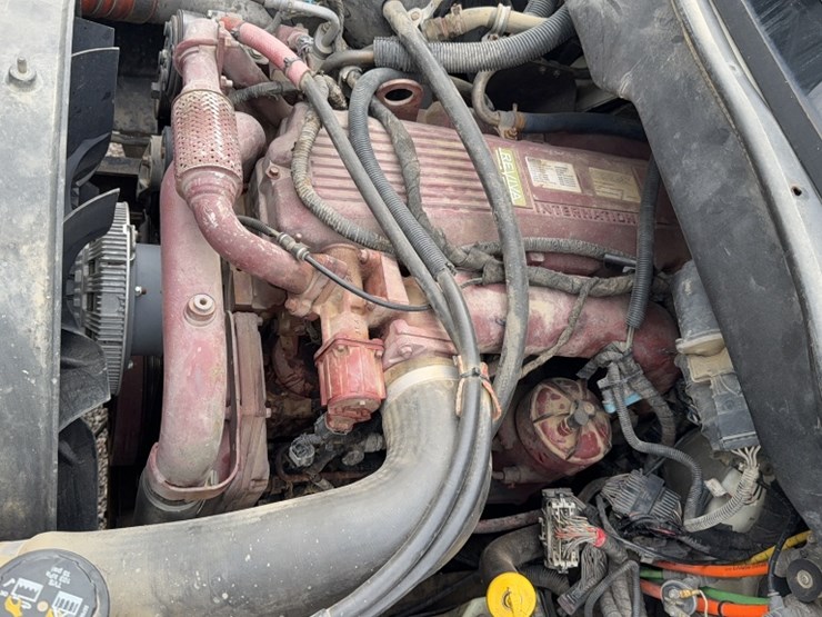 international-durastar-4300-image-21