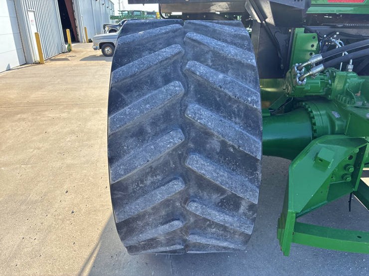 john-deere-9300t-image-49