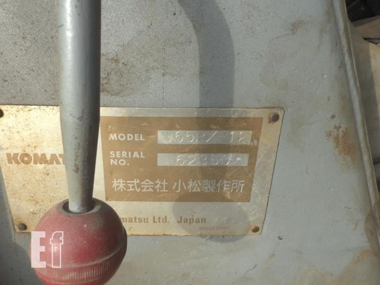 komatsu-d65px-12-image-22