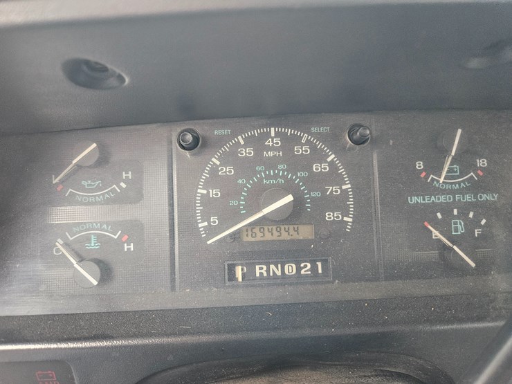 #21244-•-1996-ford-econoline-shuttle-bus-(non-runner)-image-24