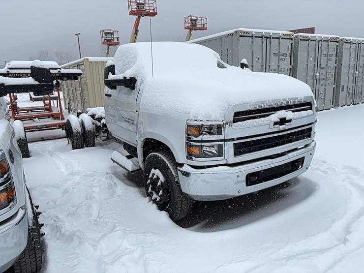 new-unused-chevy-5500-cab-&-chassis-vn:485371-image-2