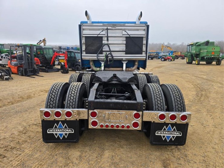 international-9400-image-4