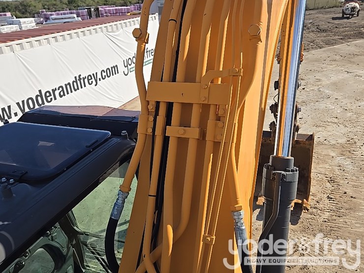 2021-case-cx210-lc-image-74