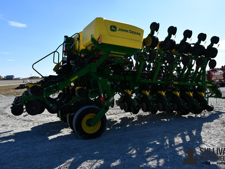 2023-john-deere-1795-image-5