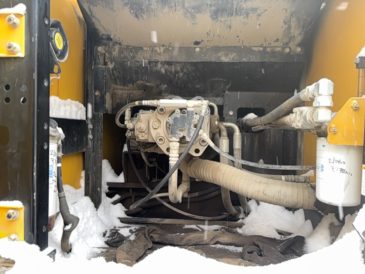 kobelco-sk260-lc-9-image-12