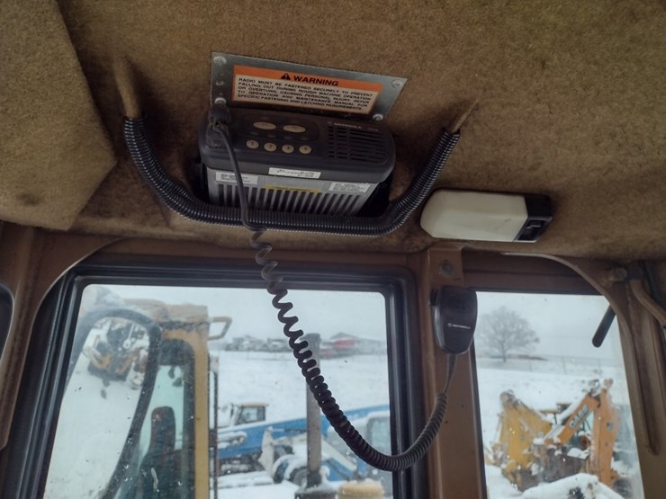 caterpillar-it24f-image-13