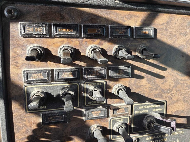 kenworth-t800-image-57