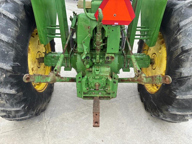 john-deere-4020-image-21