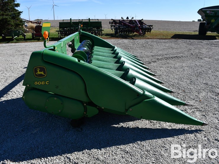 john-deere-608c-image-4