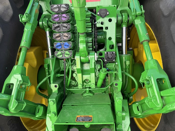 john-deere-8r-370-image-21