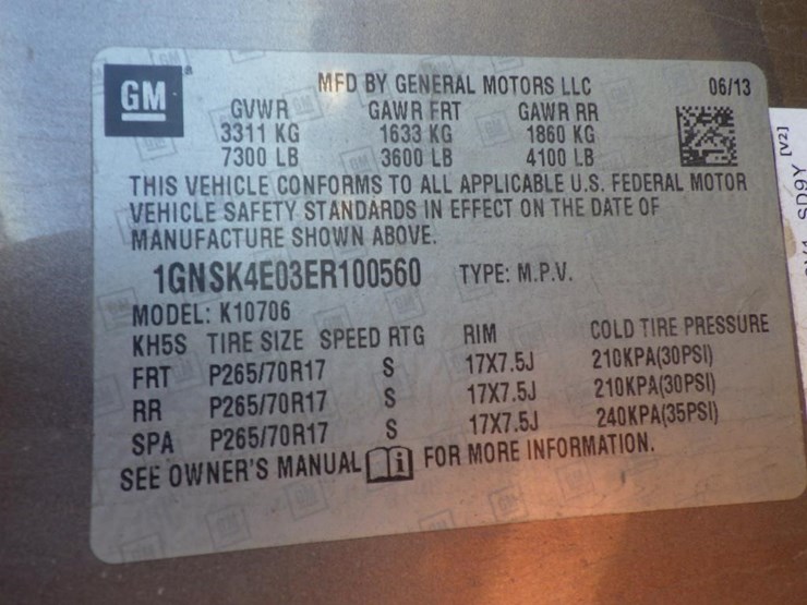 2014-chevrolet-tahoe-image-16