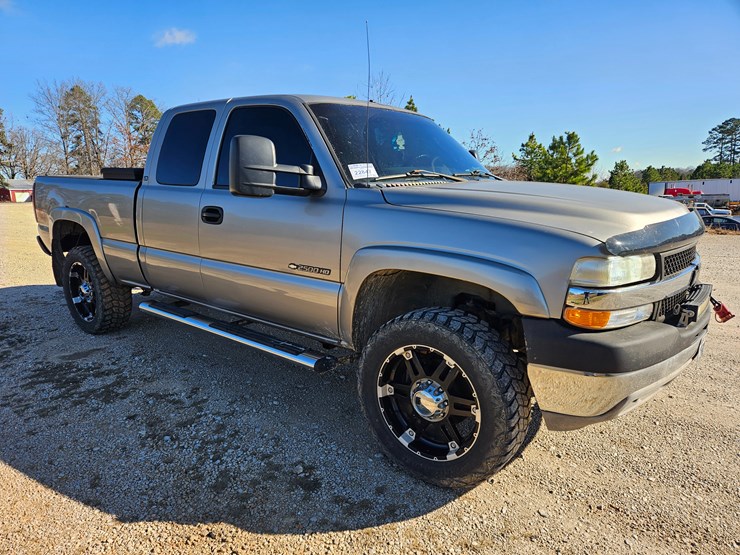 chevrolet-silverado-2500-image-21