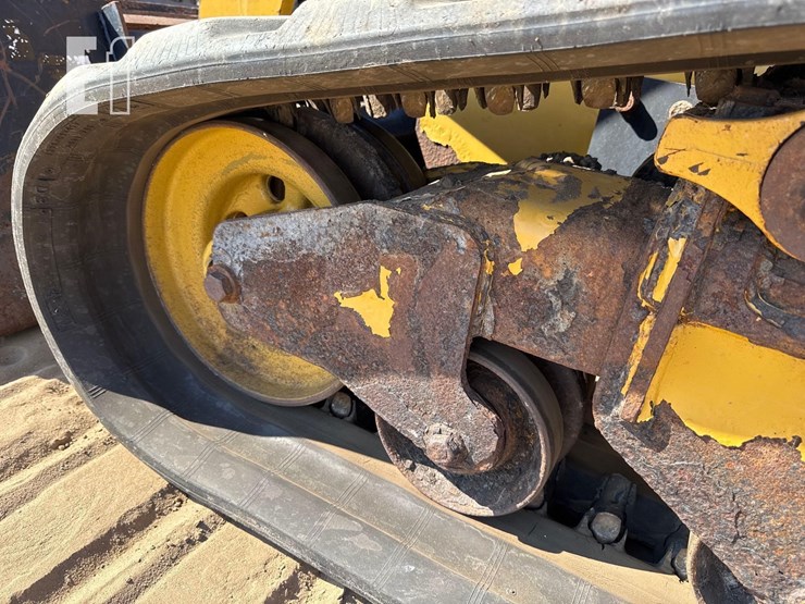 2018-caterpillar-299d2-image-11