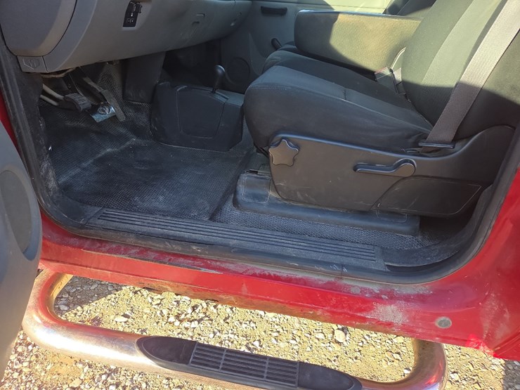 2010-chevrolet-2500hd-image-31