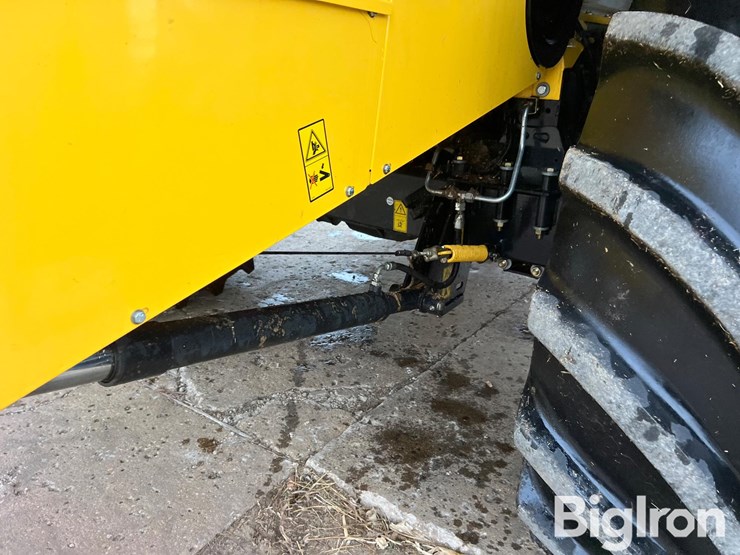 new-holland-cr6.90-image-11