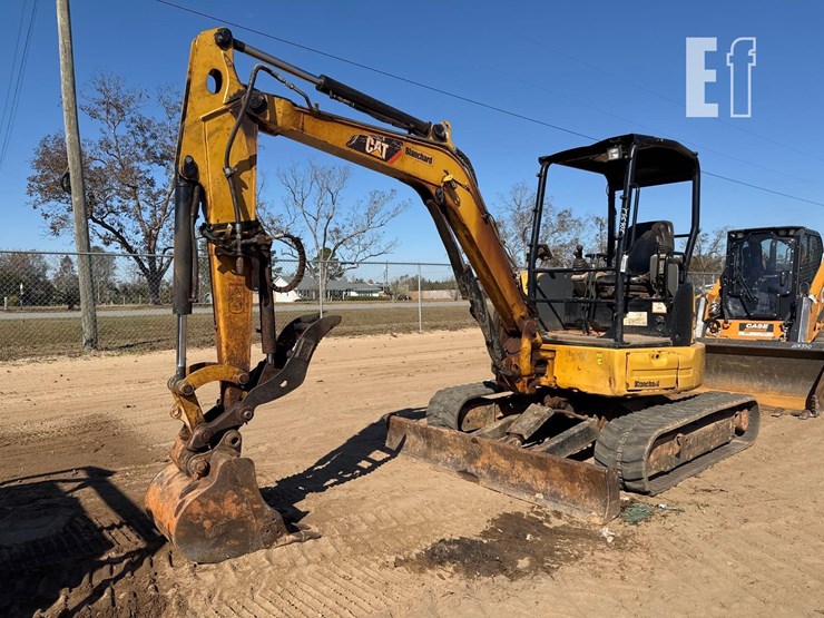 2016-caterpillar-304e2-cr-image-2