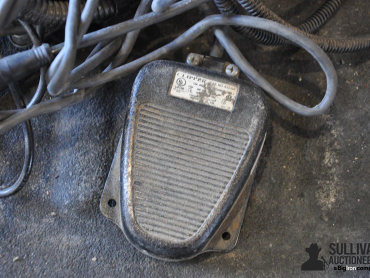 john-deere-module-&-foot-switch-image-3