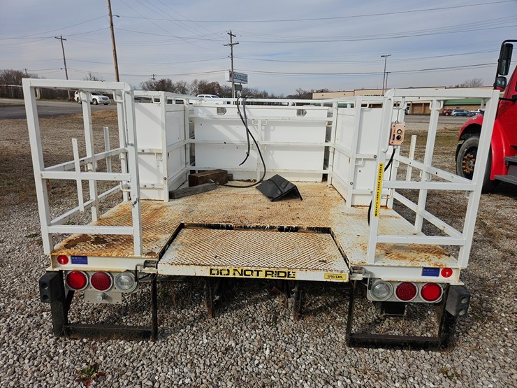 chevrolet-3500-image-4