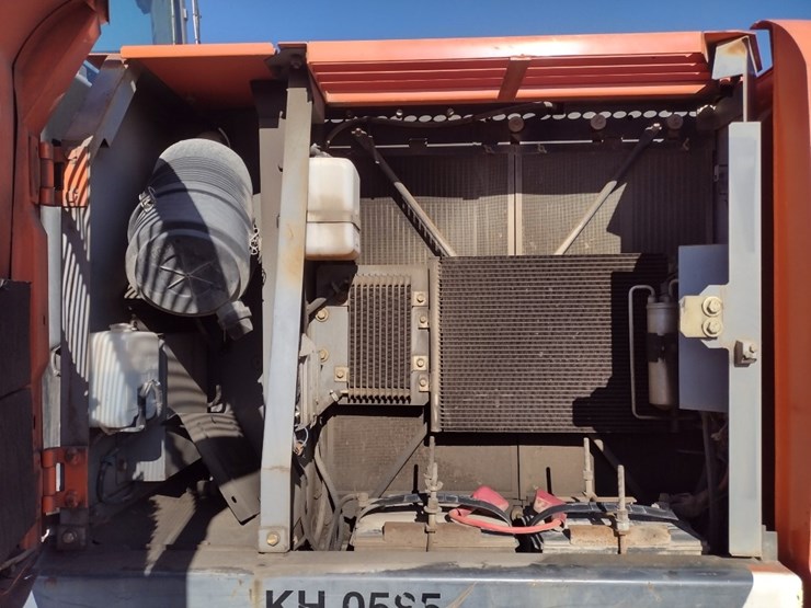 hitachi-zx160-lc-3-image-42