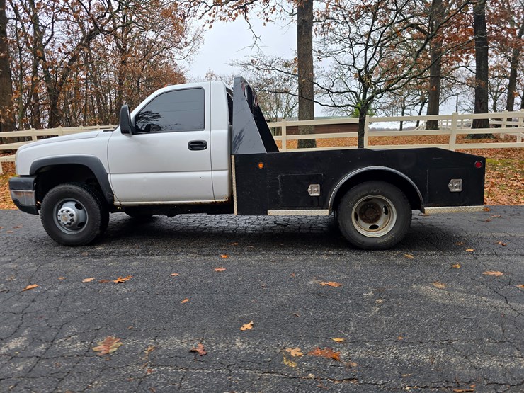 chevrolet-silverado-3500-image-8