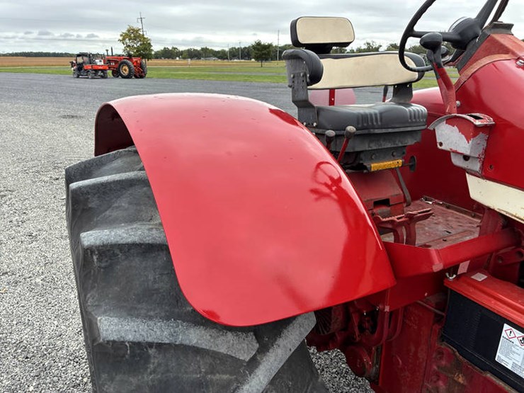 #122323-•-1965-ih-806-wheatland-#4518s-y-image-16