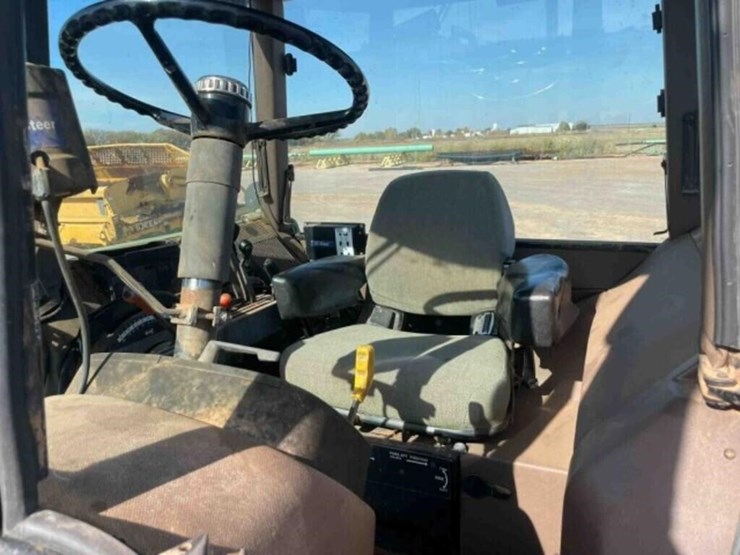 john-deere-4850-image-28