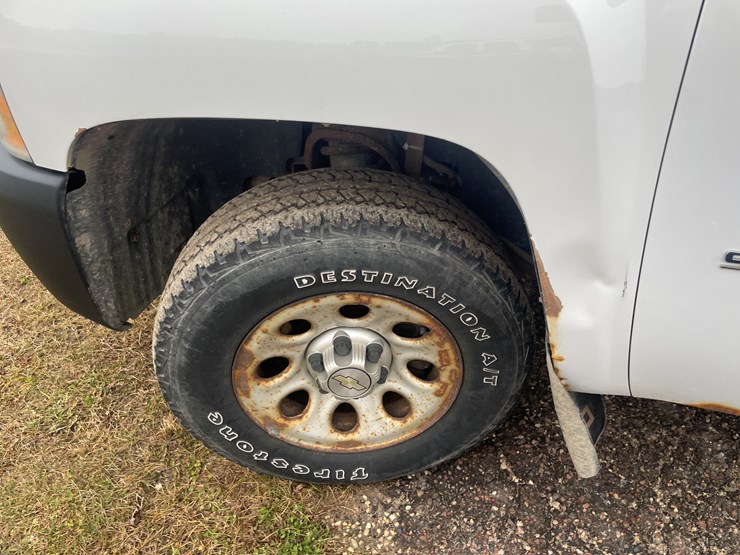 2010-chevrolet-1500-image-14