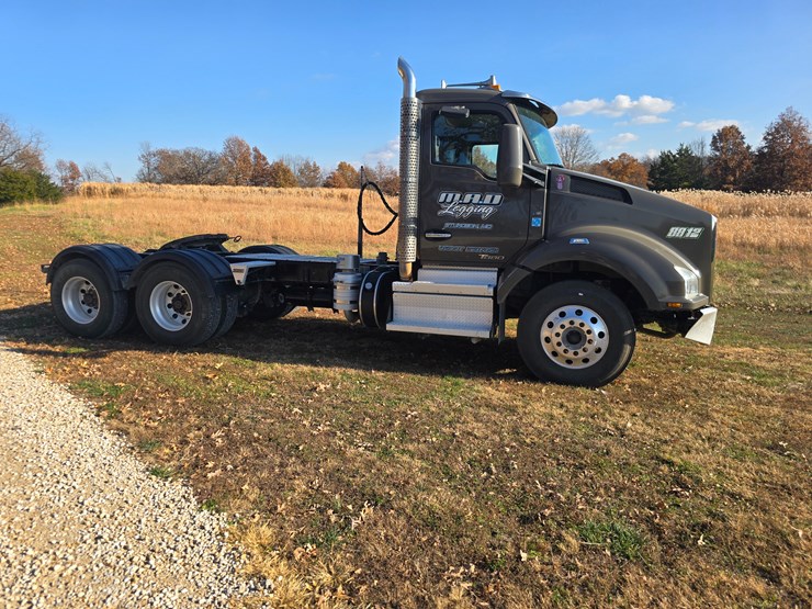 kenworth-t880-image-40