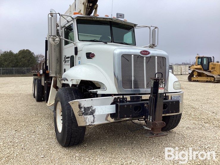 peterbilt-335-image-11