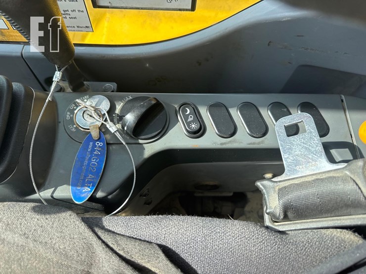 komatsu-pc88mr-10-image-28