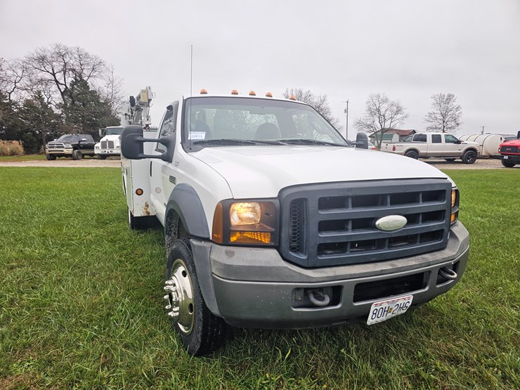 ford-f450-image-22