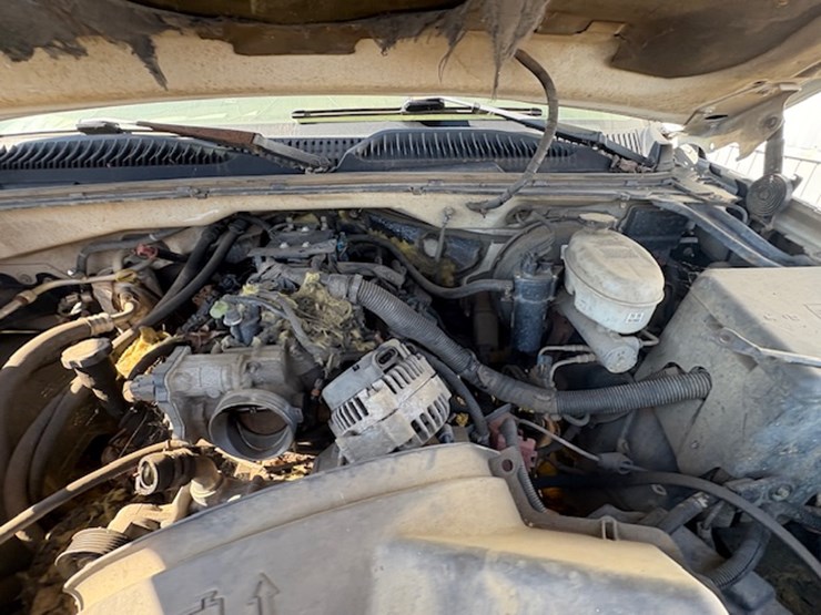 2003-chevrolet-silverado-1500-image-13