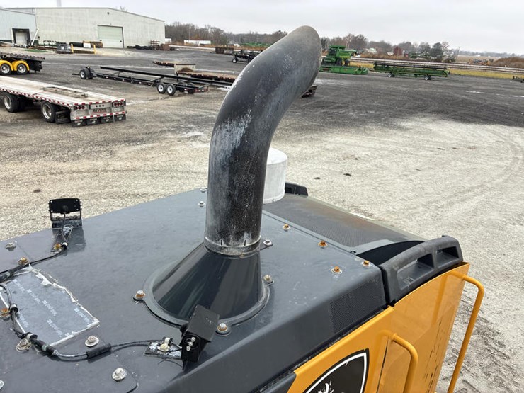 john-deere-624-image-82