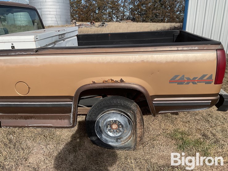 1988-chevrolet-2500-image-14