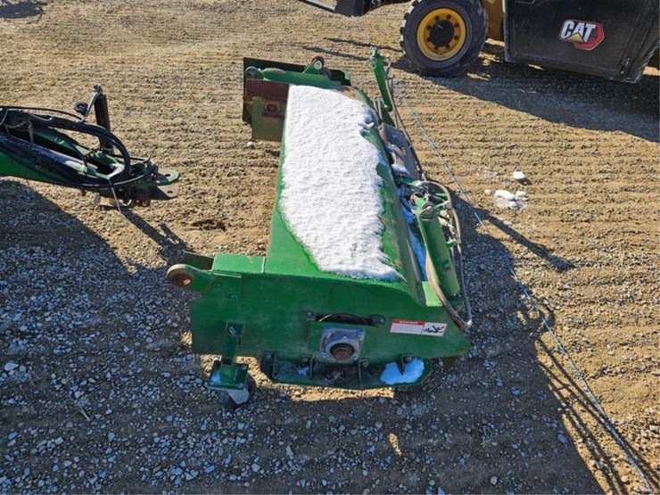 john-deere-566-image-45